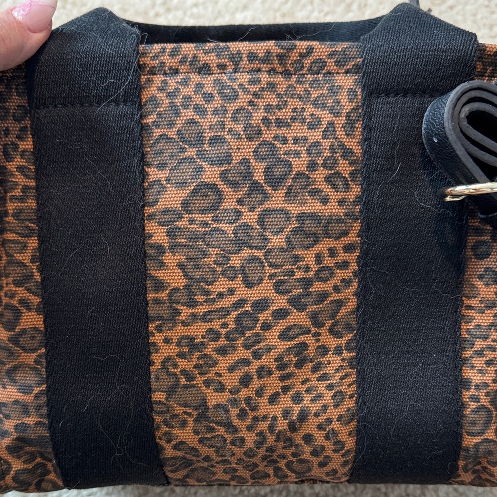 NWT‼️Universal Thread/Target Leopard Print Tote B… - image 9